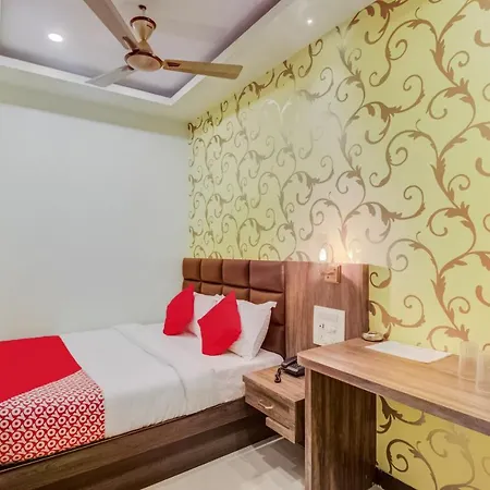 Oyo 42009 Hotel A One Suite
